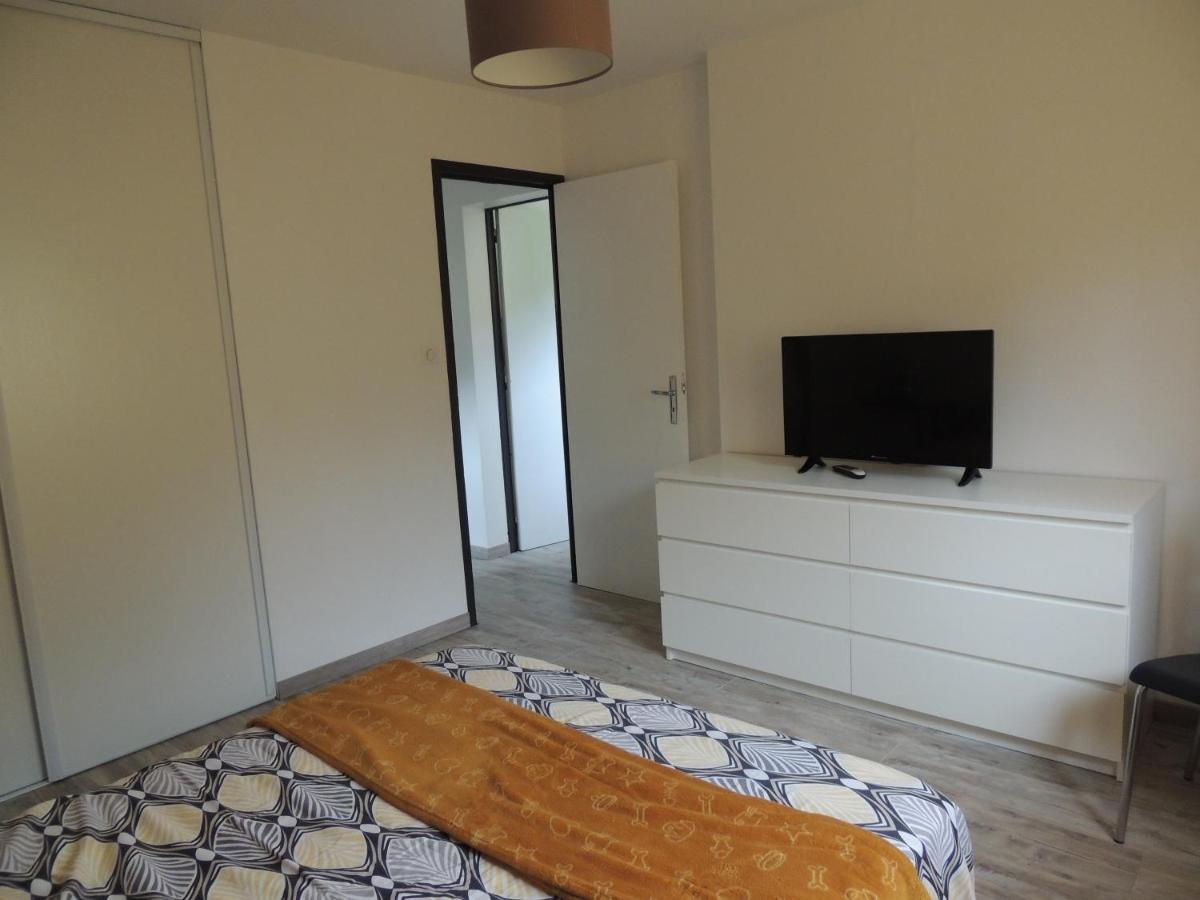 Les Chataigniers Appartement Meuble Saint Sebastien d'Aigrefeuille Eksteriør billede