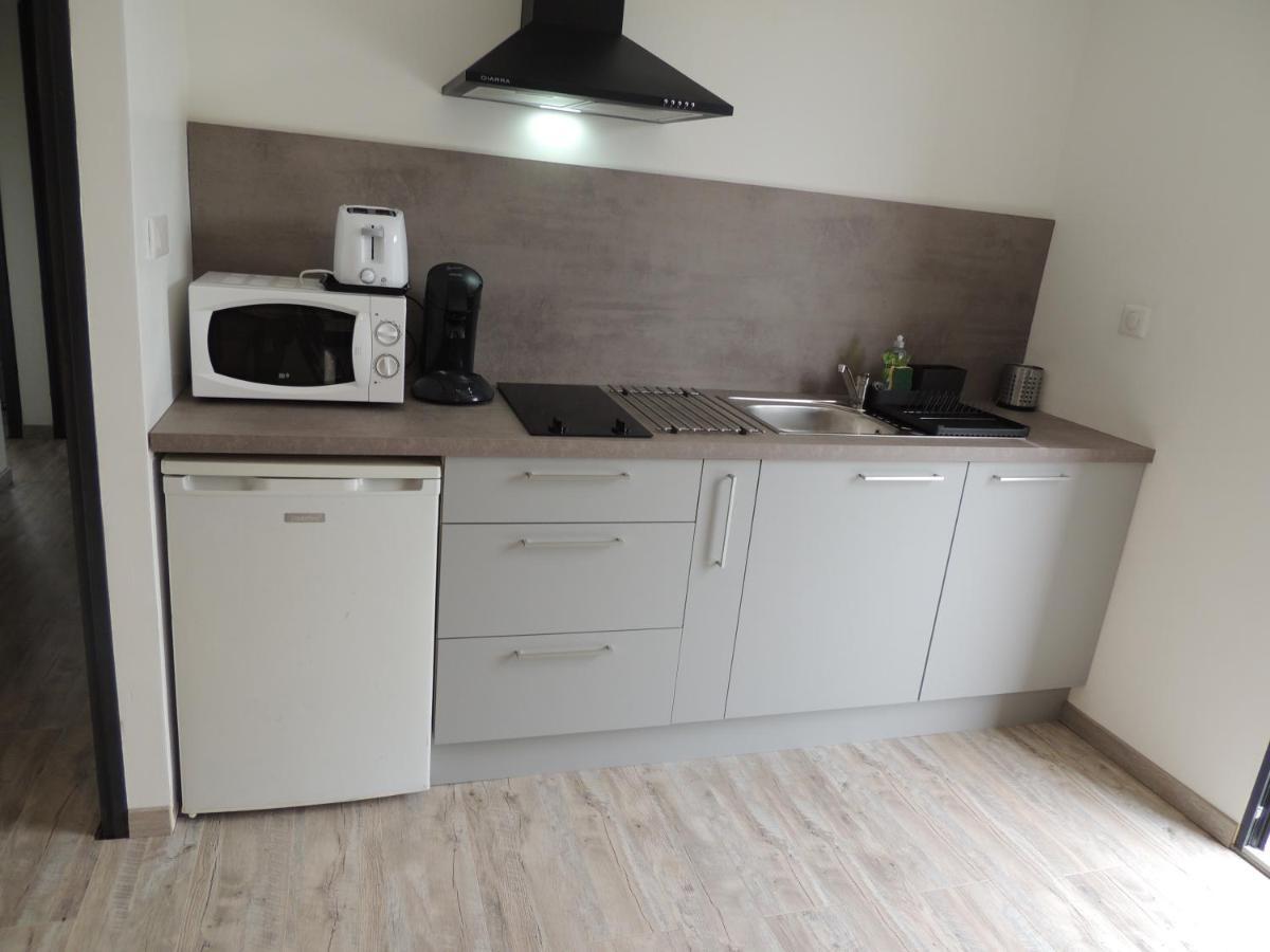 Les Chataigniers Appartement Meuble Saint Sebastien d'Aigrefeuille Eksteriør billede
