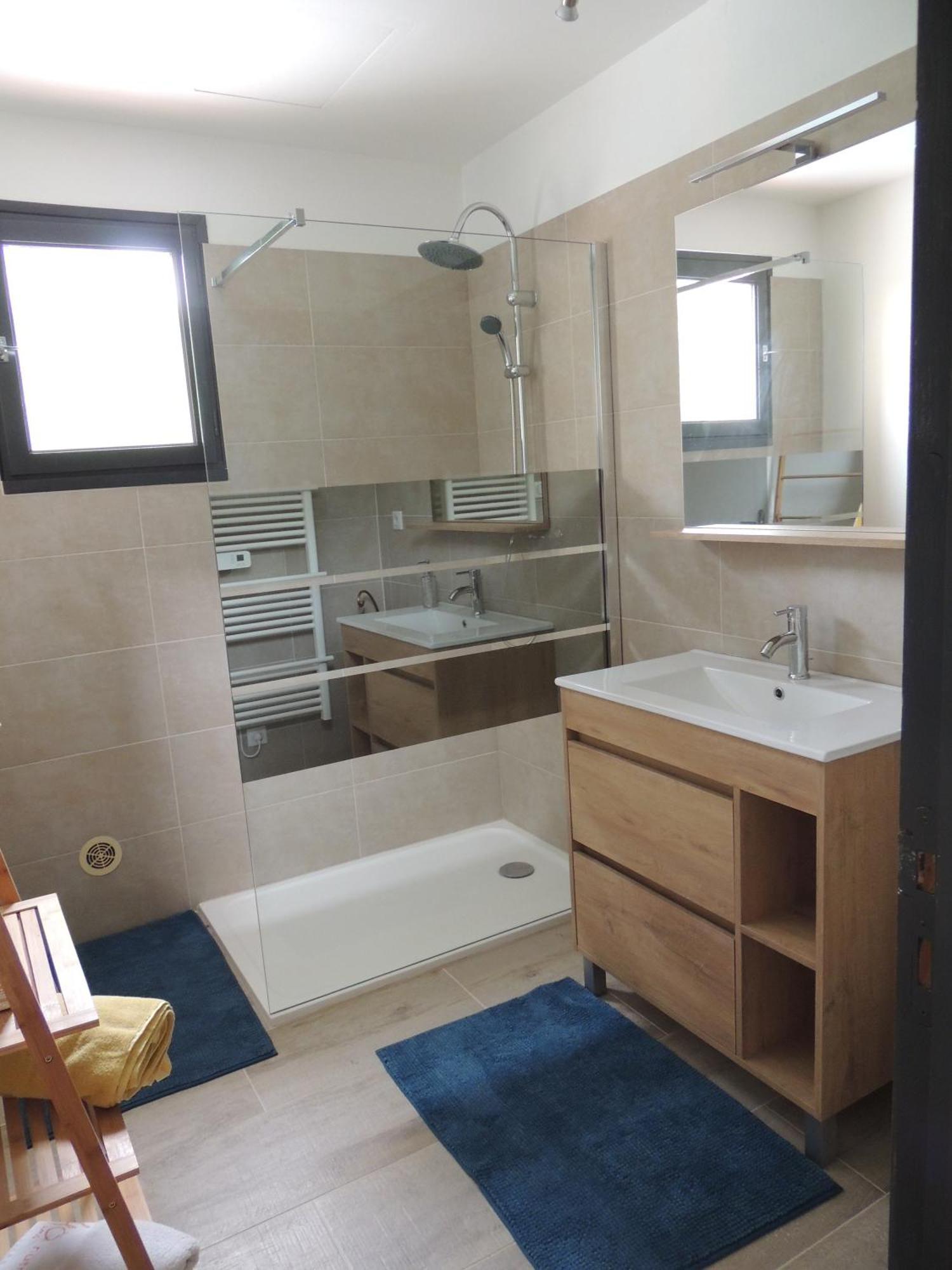 Les Chataigniers Appartement Meuble Saint Sebastien d'Aigrefeuille Eksteriør billede